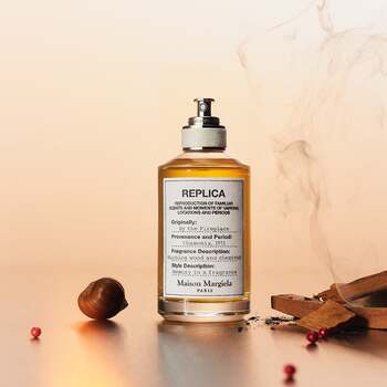 Replica By The Fireplace EDT
